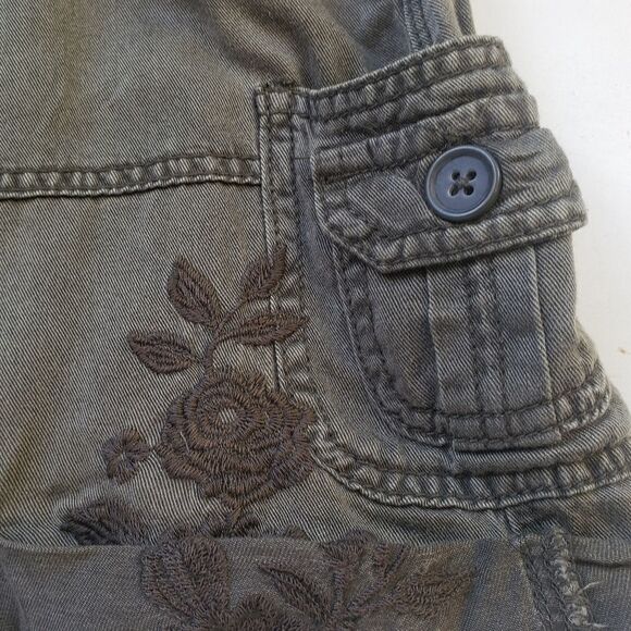 Shorts Boho XS Imbrodery Green Pants New - Picture 3 of 8